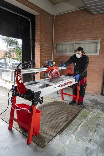 DCX-250 XPERT 1250 Electric Cutters