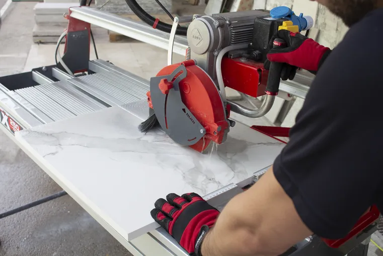 DCX-250 XPERT 1550 Electric Cutters